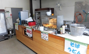 東日本製鉄所君津地区構内立ち食いうどんコーナー